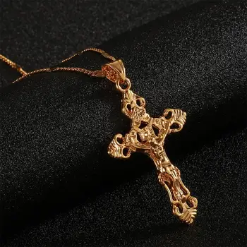Madinga 24K Aukso Spalvos Katalikų Kryžiaus Jėzaus Kristaus Kryžiaus Pakabukas Karoliai, Papuošalai